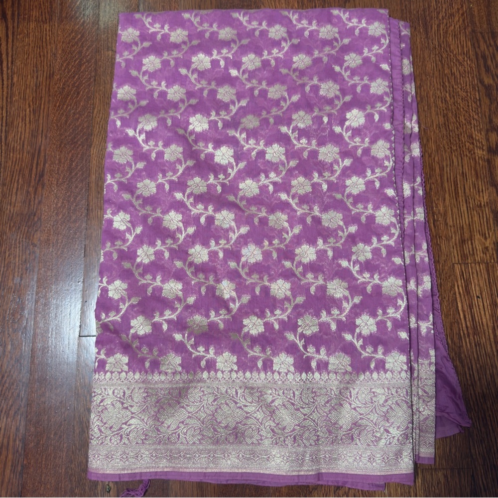 Purple Floral Patterned Banaras Saree